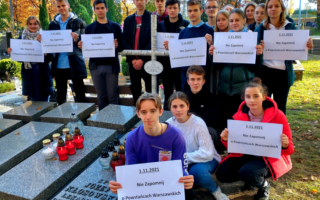 1.11.2021 – nasza Pamięć nie kończy się na iPhonie.