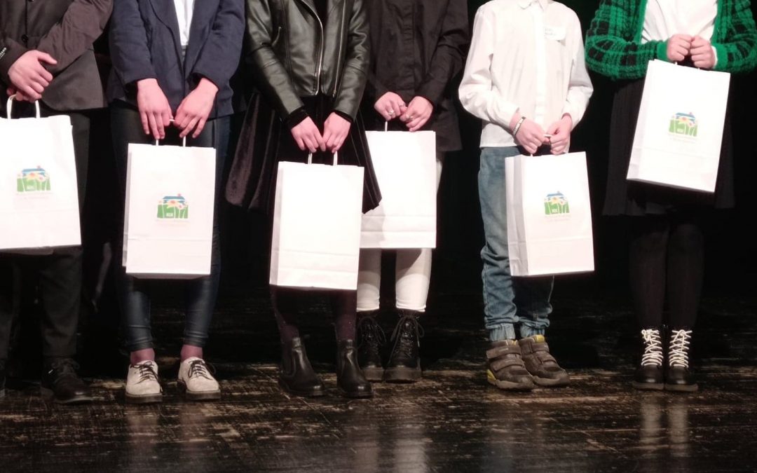 Kolejny sukces Nataszy Sztych i Gabrieli Tarczyńskiej w konkursie recytatorskim „Pegazik”