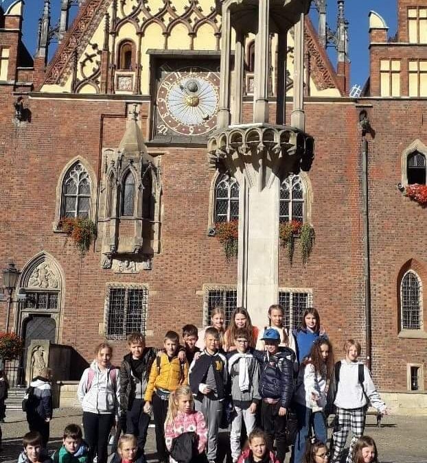 Wycieczka klas 4a i 4b SP do Wrocławia