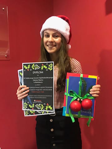 Wyróżnienie dla Oliwii Janiec w I Powiatowym Przeglądzie Piosenek Świątecznych w Języku Angielskim „Christmas Time”
