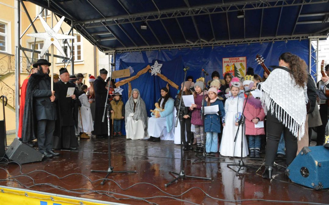 Rodziny z naszej pijarskiej wspólnoty wzięły udział w Orszaku Trzech Króli