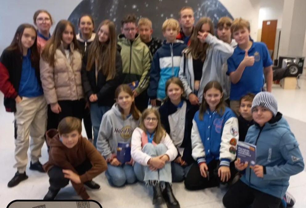 Klasa szósta wybrała się w kosmiczną podróż