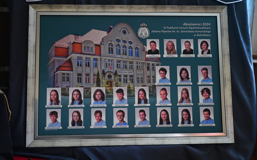 „Szczęśliwej drogi już czas…”, czyli pożegnaliśmy kolejny rocznik absolwentów liceum