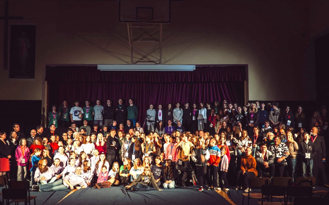 Nasi licealiści wystąpili na XIV Ogólnopolskim Przeglądzie Teatrów Pijarskich w Łowiczu