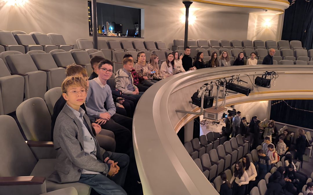 Teatralna przygoda klasy 7a