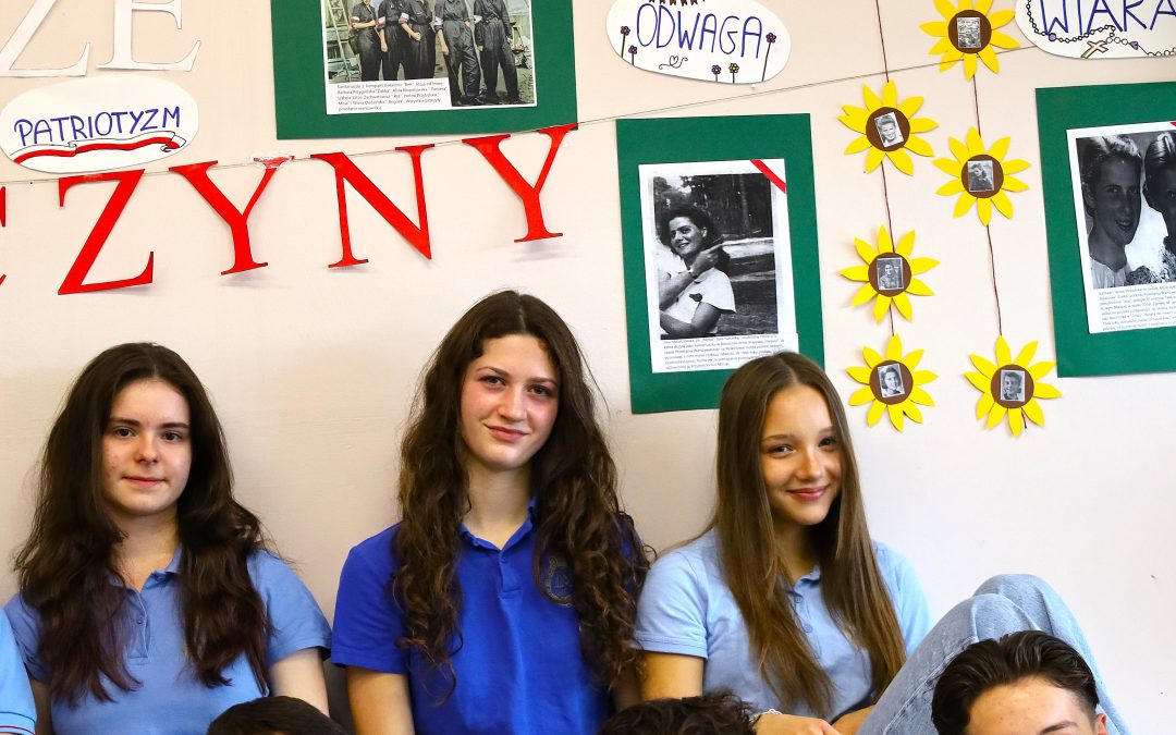 „Walczyły, kochały i umierały. Kobiety w Powstaniu Warszawskim” – BohaterON w IV Publicznym Liceum Ogólnokształcącym Zakonu Pijarów w Bolesławcu