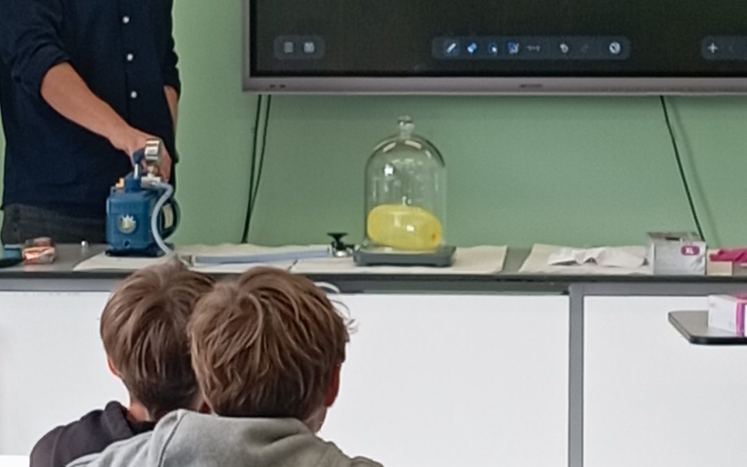 Klasa 7a z „eksperymentalną” wizytą w SP 4