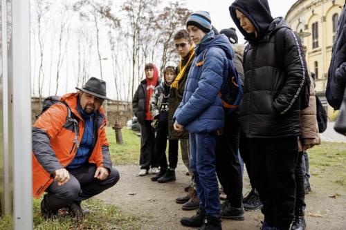 06c971d4-81c4-4ca7-b6e7-a1f2c9e59c8a