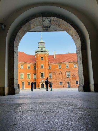 ad5926da-58bb-4cd3-9860-28ad2b65d518