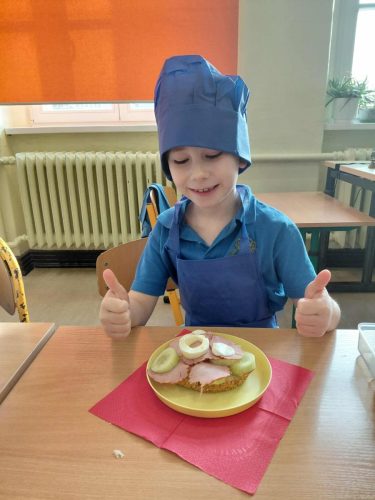 e97c8756-8165-4f82-b9ec-f7456b84c966