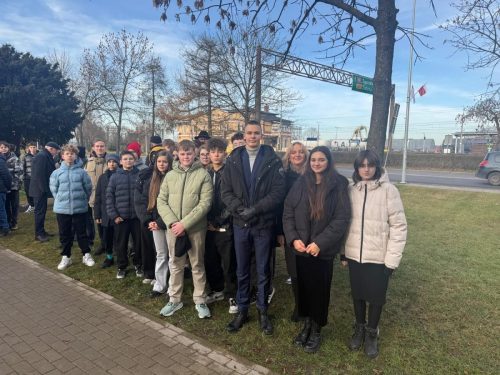 WhatsApp Image 2025-12-16 at 19.05.35 (1)